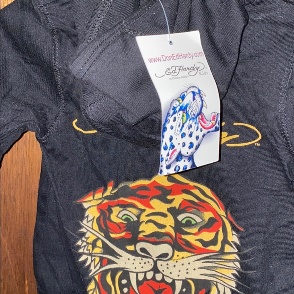 Ed Hardy Baby Onzie - Picture 4 of 5
